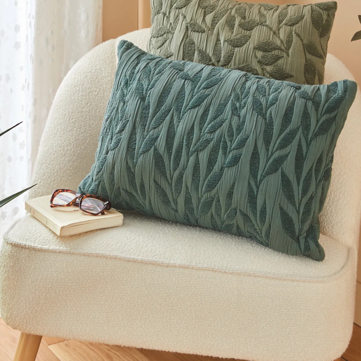 Coussin motif jacquard "Lehto"