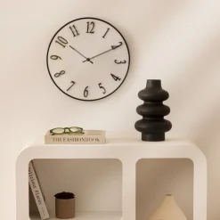 Horlorge relief "Edgar"