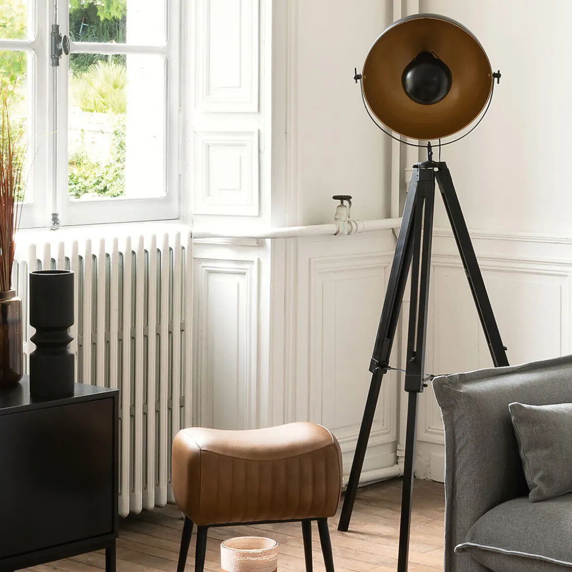 Lampadaire trépied "Lahti"