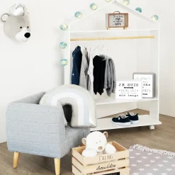 Penderie enfant à roulettes