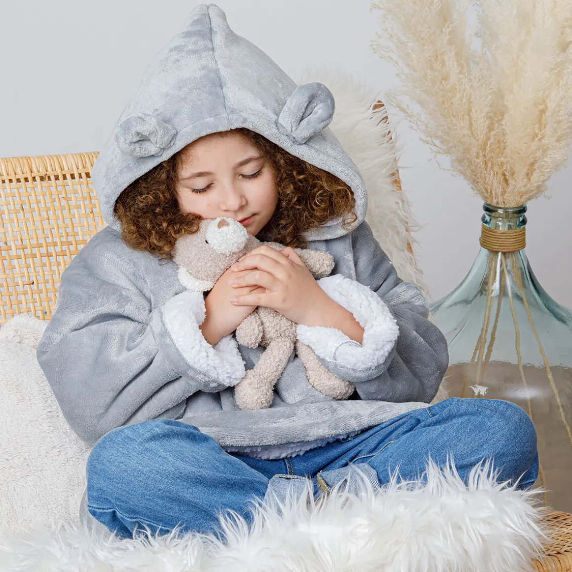 Plaid à manches capuche "Ours"