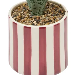 Plante artificielle en pot