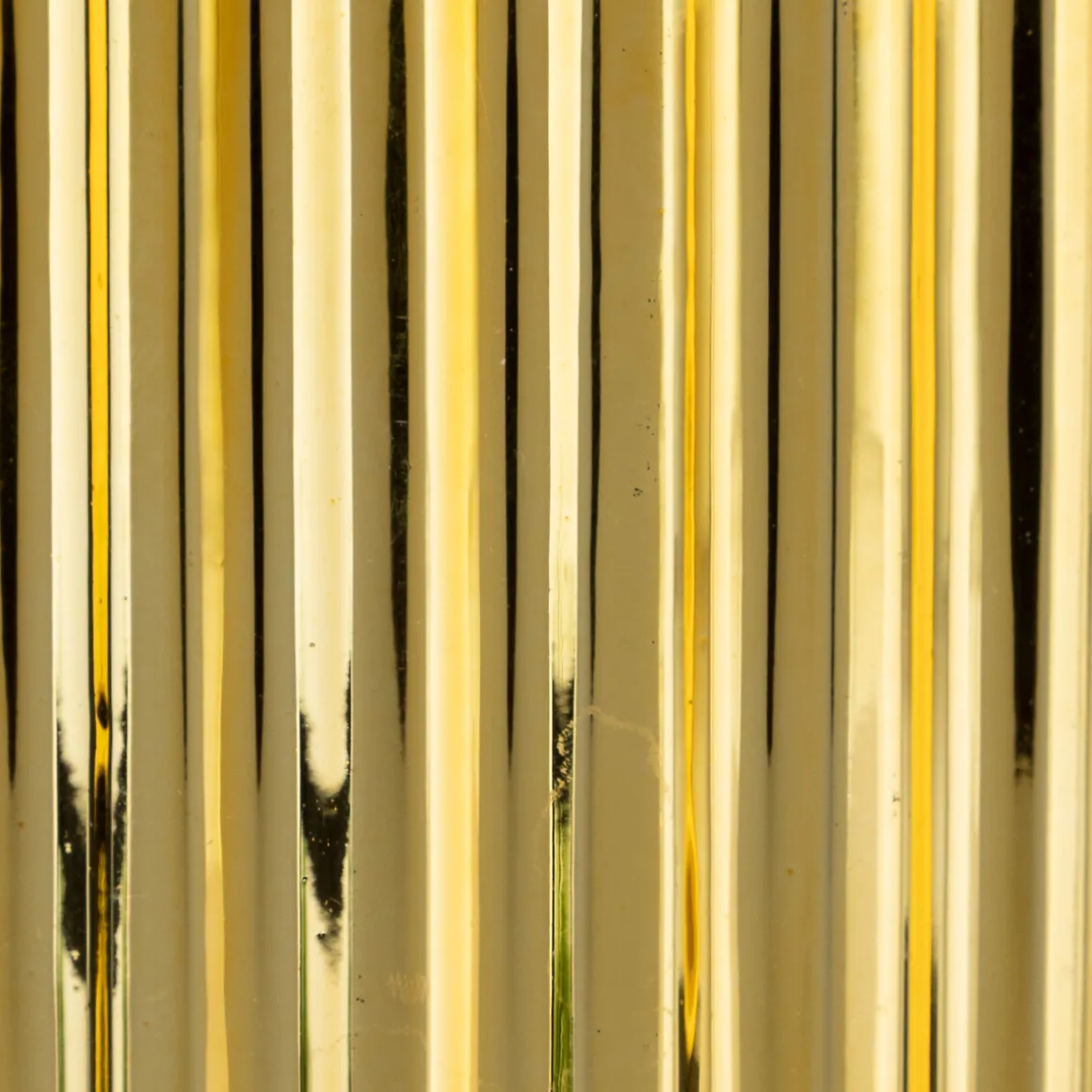 Plante artificielle en pot