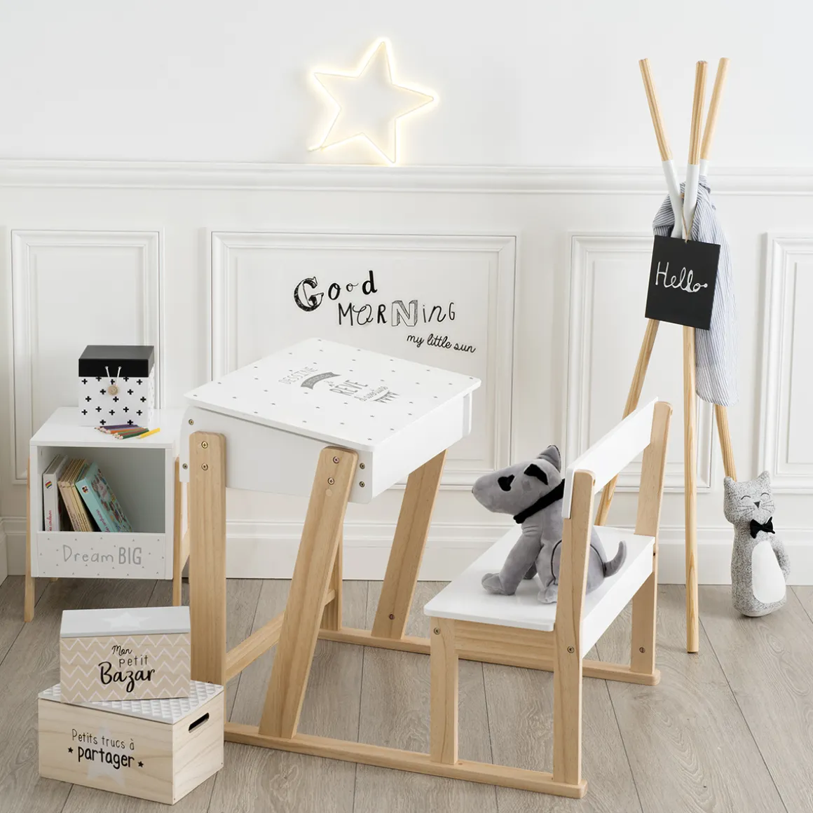 Pupitre d'écriture enfant